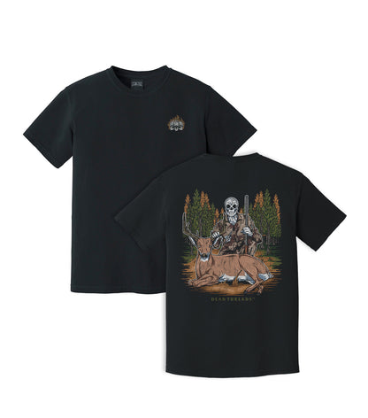 ⁠HUNTING - “3 SKULL” PREMIUM T-SHIRT