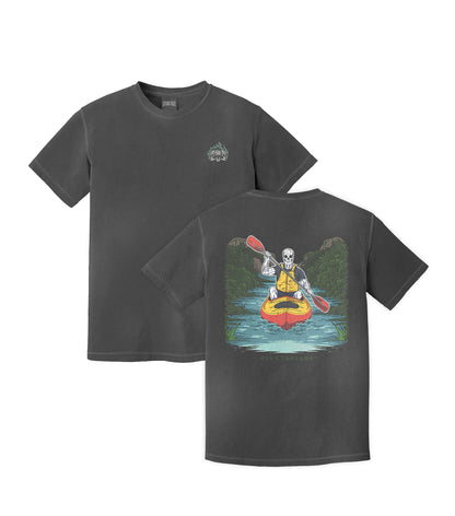 KAYAKING - “3 SKULL” PREMIUM T-SHIRT